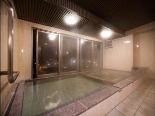 new station hotel premiere