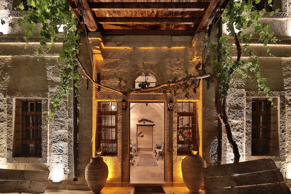 elif stone house