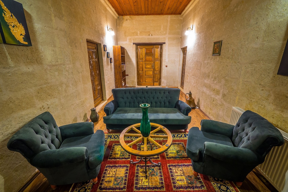 elif stone house