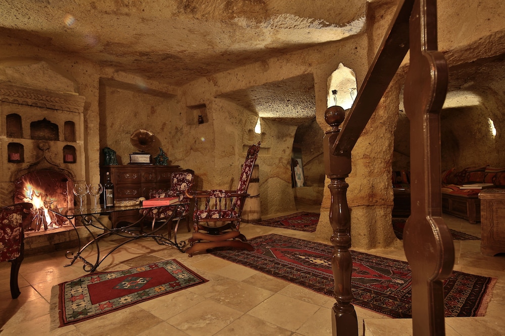 elif stone house