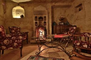 elif stone house