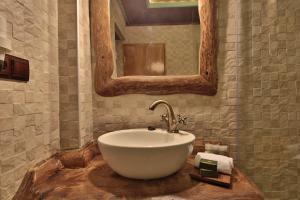 elif stone house