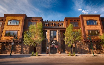 white buffalo club