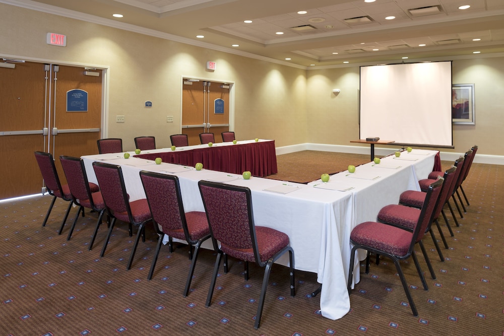 holiday inn aurora north naperville by ihg