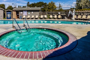 Cambria Pines Lodge,Monterey>>Cambria,3 star