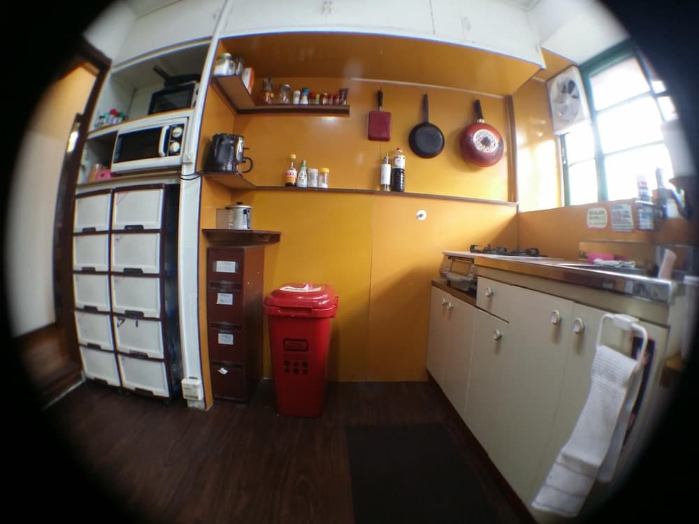 guesthouse base okinawa hostel