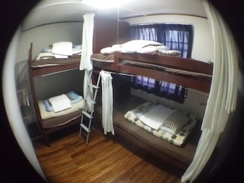 guesthouse base okinawa hostel