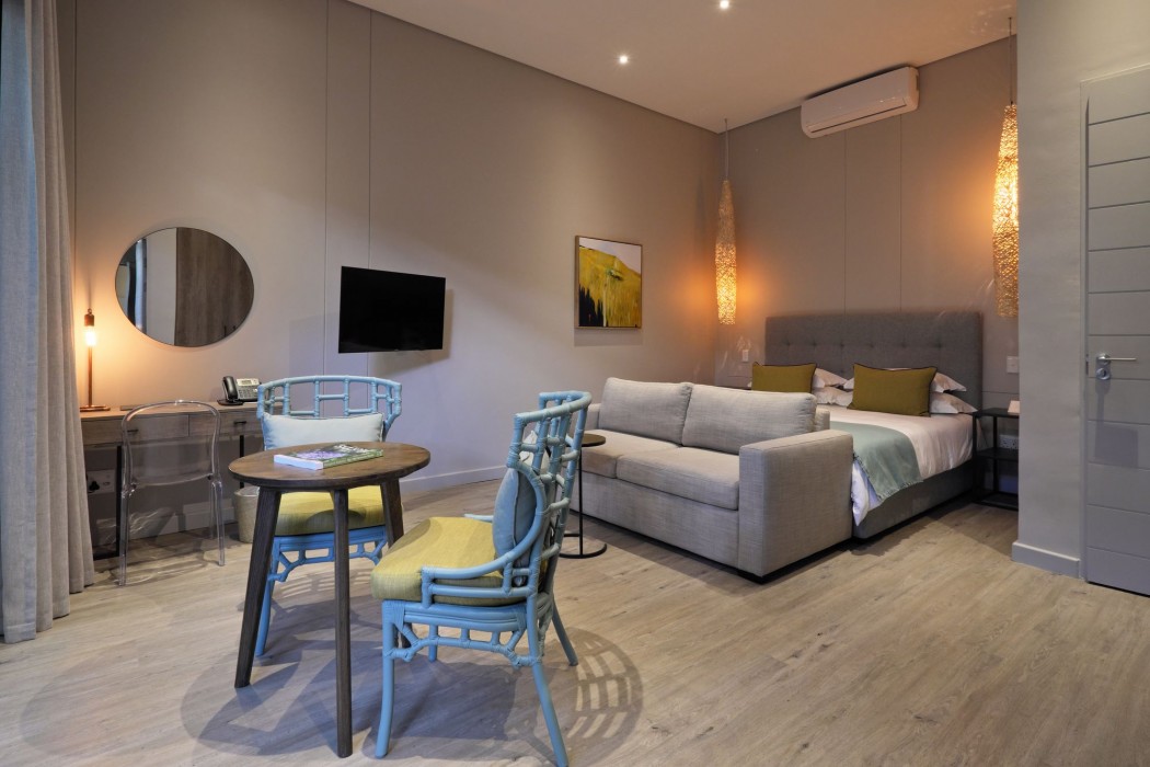 the tree house boutique hotel