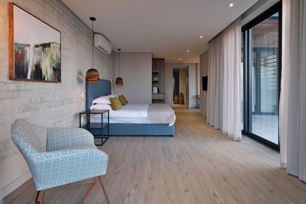 the tree house boutique hotel