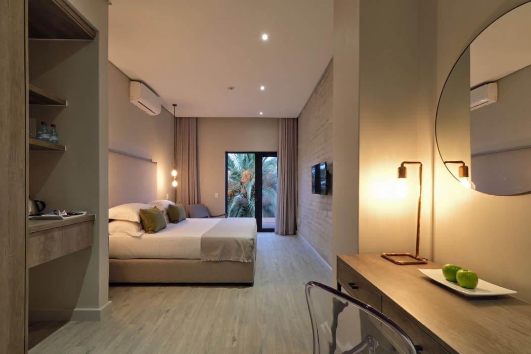 the tree house boutique hotel