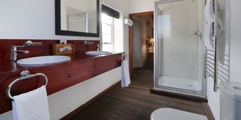 The Farmhouse Hotel,Langebaan>>Cape Town,4 star