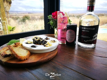 De Zeekoe Guest Farm,Cape Town>>Beaufort West,4 star