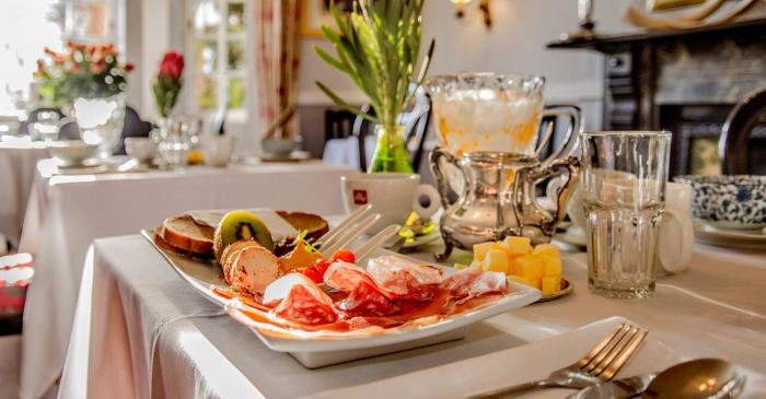 the villa rosa bed and breakfast
