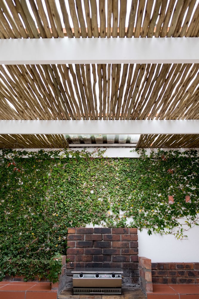 5 camp street guesthouse and self catering