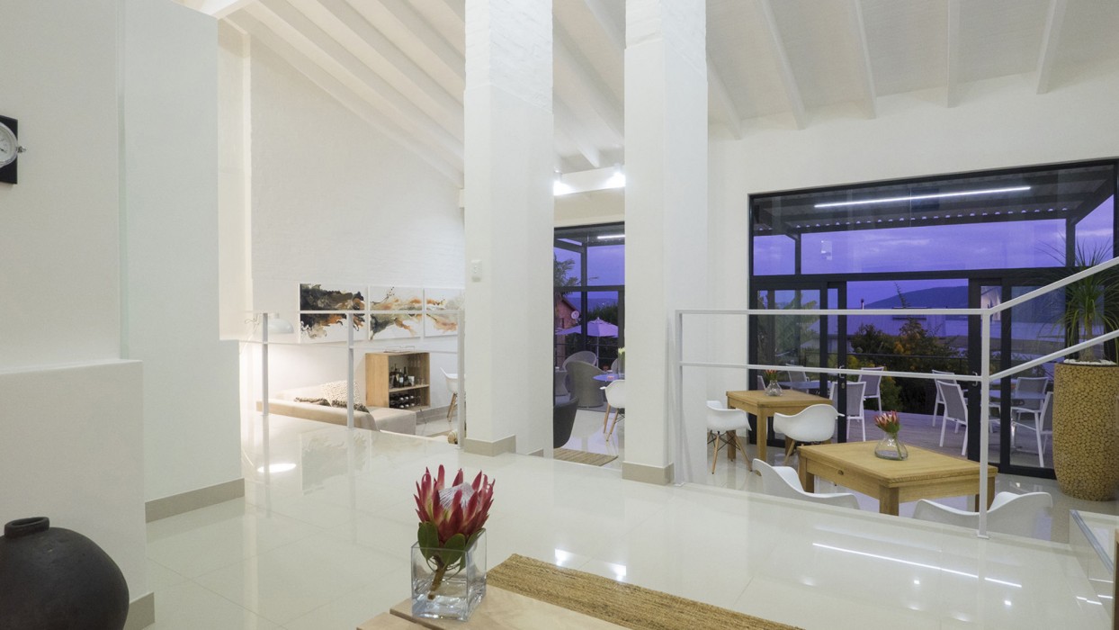 Thebloem,Garden Route>>Brenton-On-Sea,5 star