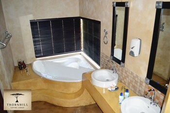 thornhill safari lodge