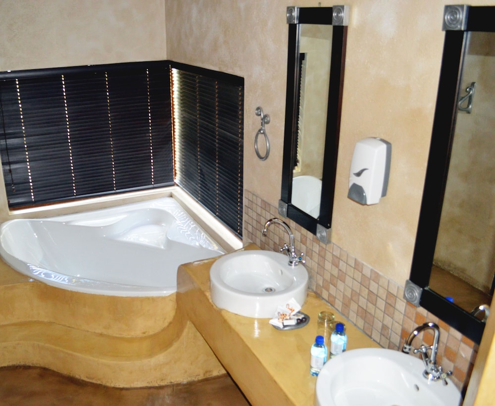 thornhill safari lodge