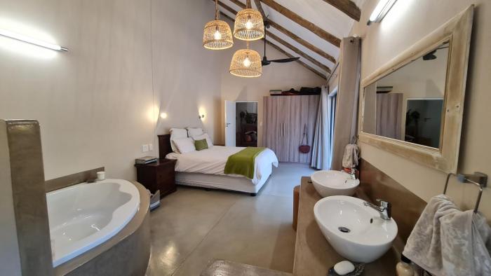 thornhill safari lodge