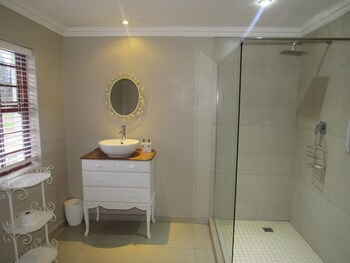 happy lands self catering bandb