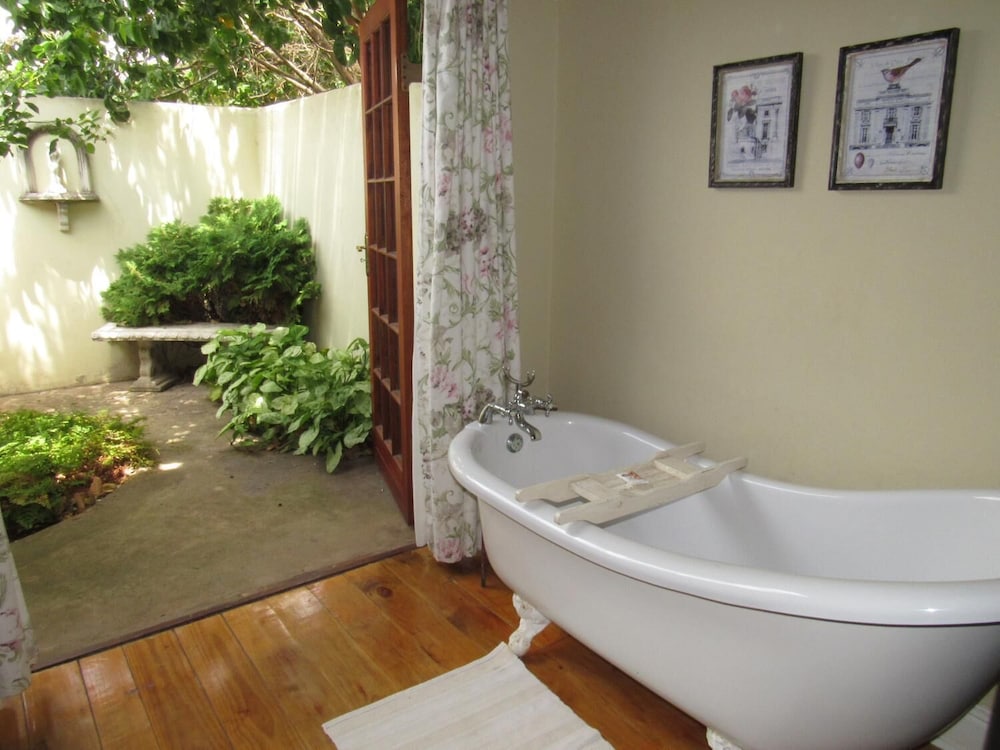 happy lands self catering bandb