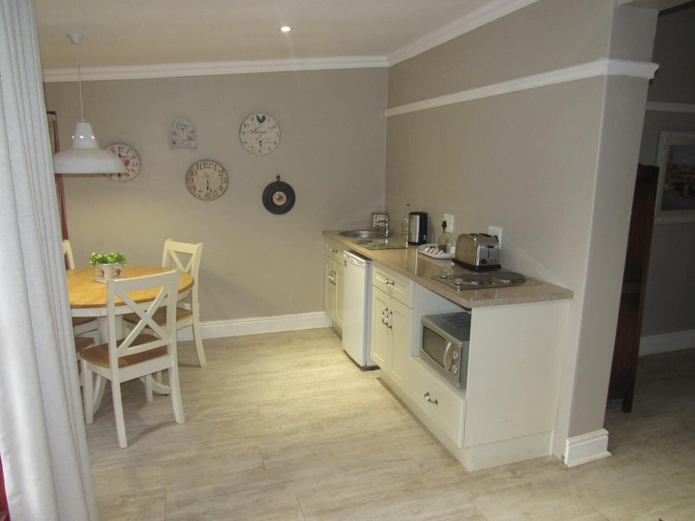 happy lands self catering bandb