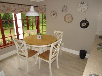 happy lands self catering bandb