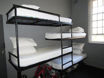 riverlodge backpackers