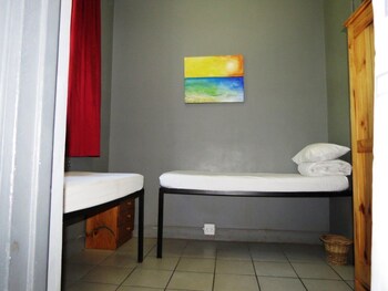 riverlodge backpackers