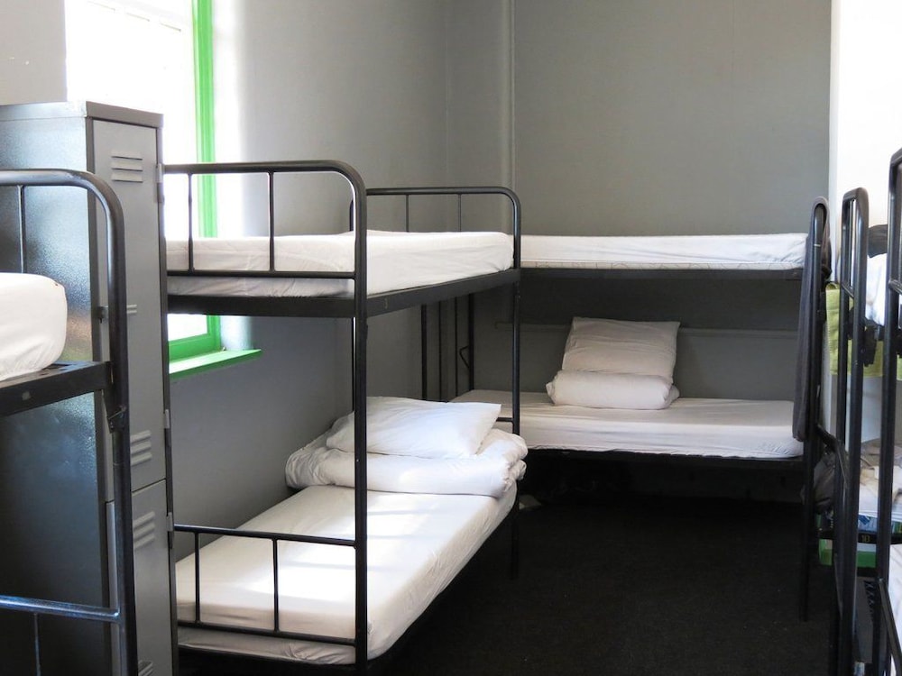 riverlodge backpackers