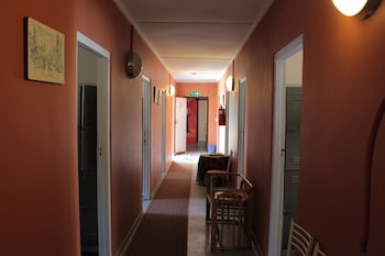 riverlodge backpackers