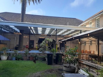 riverlodge backpackers