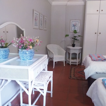 sugar hill manor guesthouse