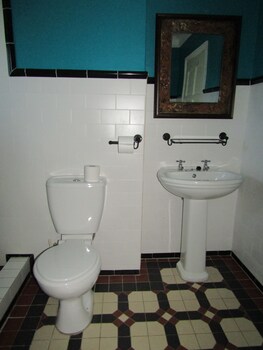 sugar hill manor guesthouse