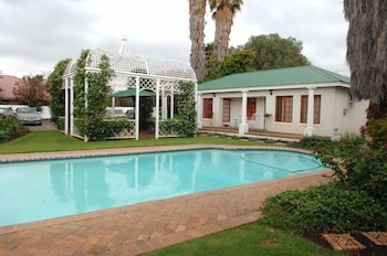 a tapestry garden guest house