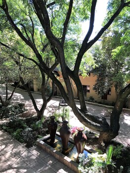 the garden venue hotel