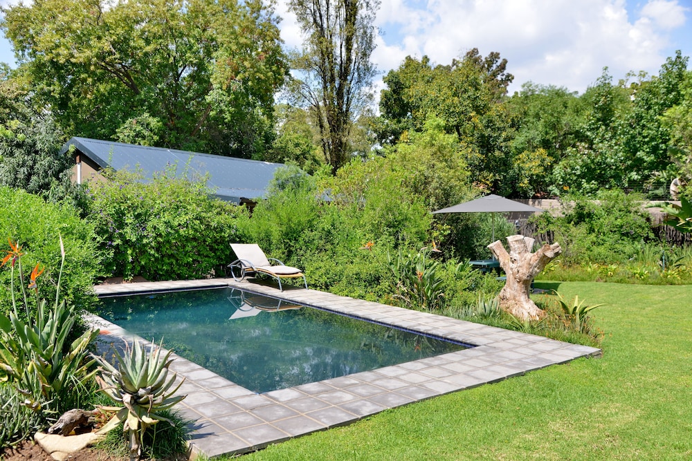 sand river guest house