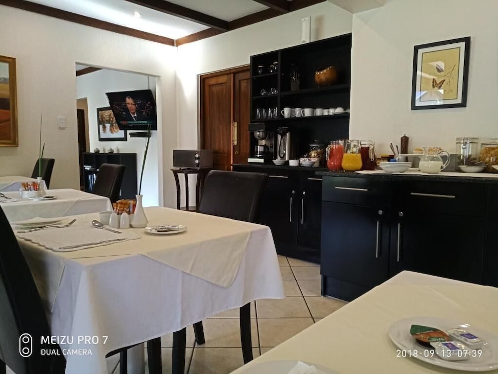 sand river guest house