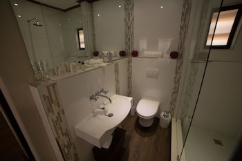 grey manor guesthouse