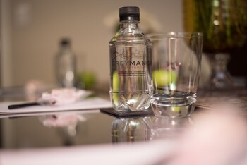 grey manor guesthouse