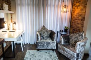 grey manor guesthouse