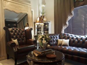 grey manor guesthouse