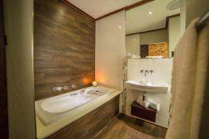 grey manor guesthouse