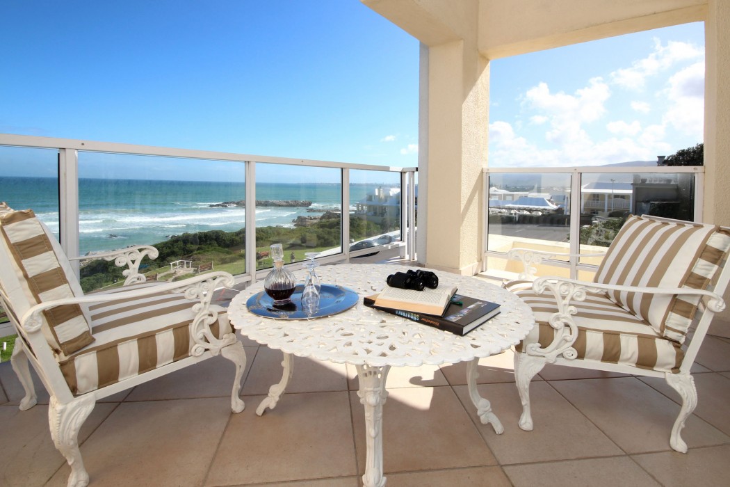 Hermanus Beachfront Lodge,Hermanus>>Cape Town,3.5 star