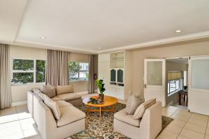 hermanus beachfront lodge