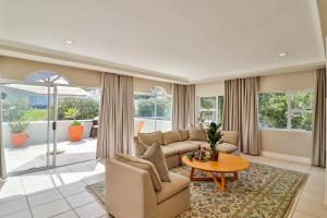 hermanus beachfront lodge