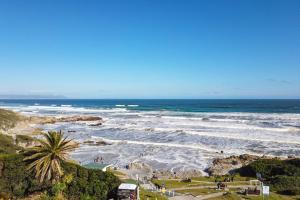 hermanus beachfront lodge