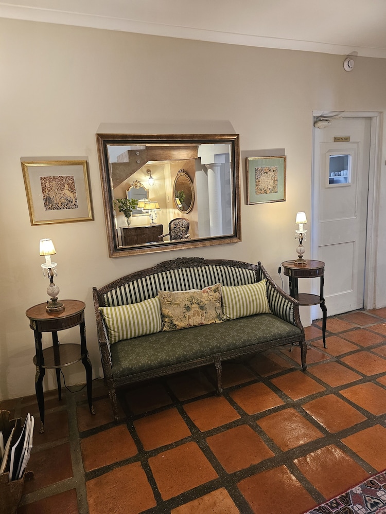 baruch guesthouse on lovell