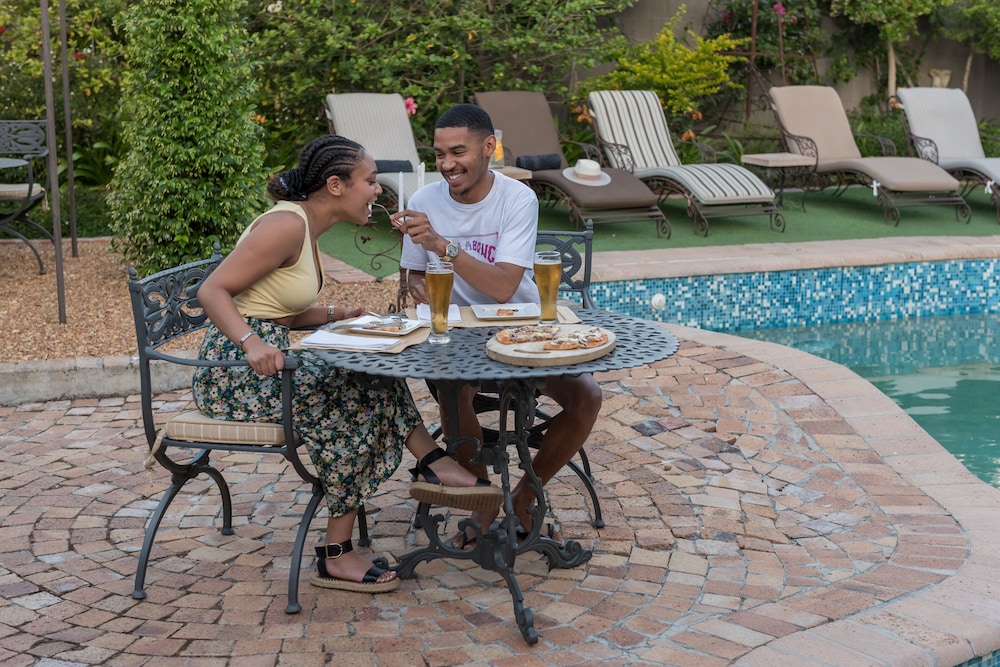 baruch guesthouse on lovell