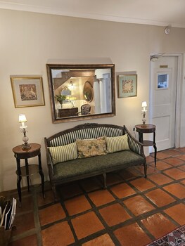 baruch guesthouse on lovell