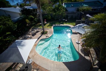 baruch guesthouse on lovell